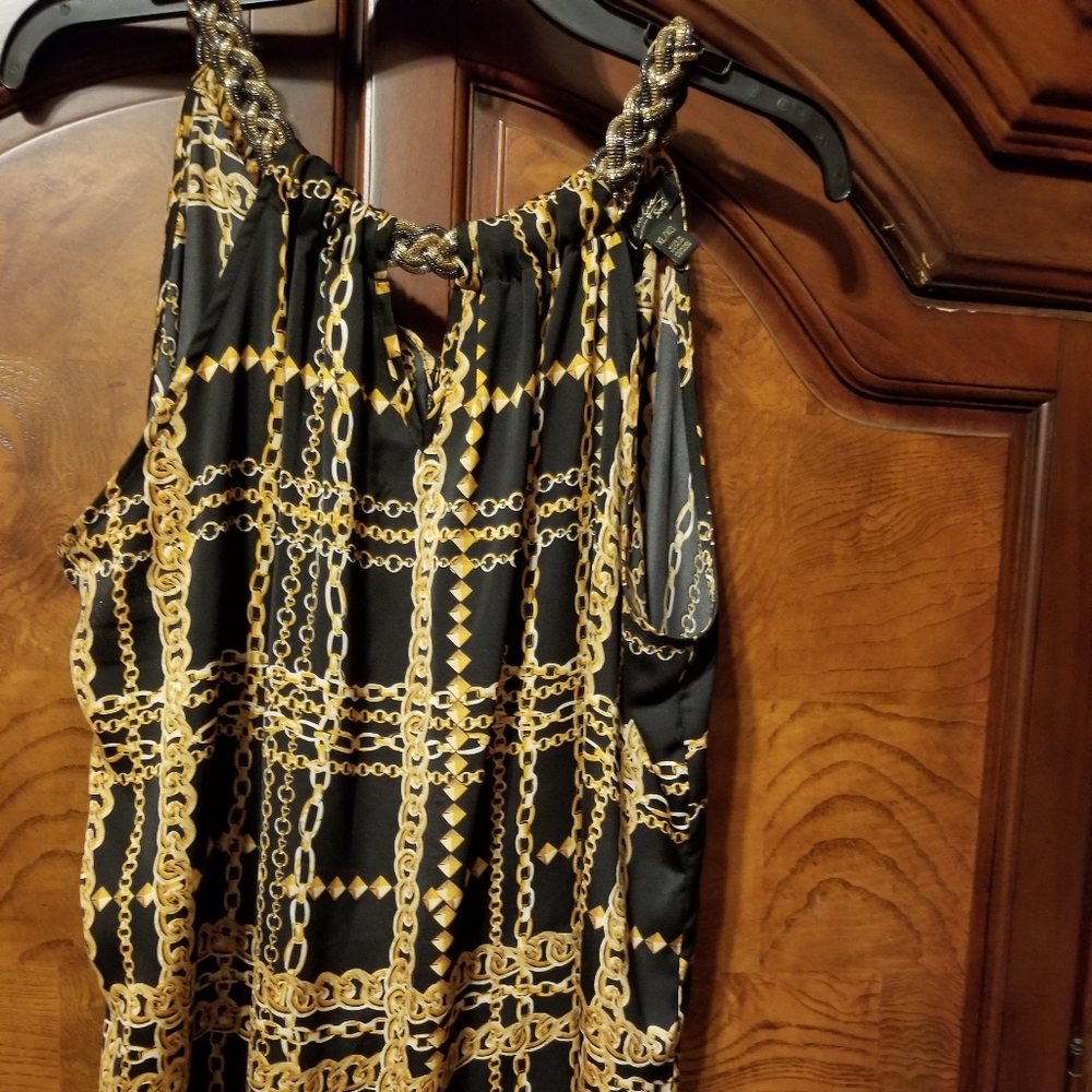 Thalia Sodi halter